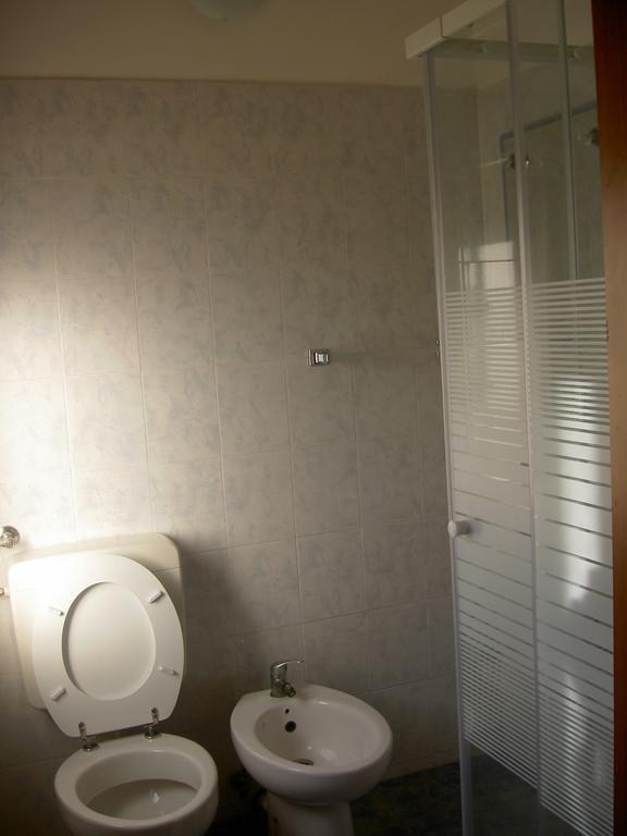 Casa Ale Bed & Breakfast Marghera Exterior foto