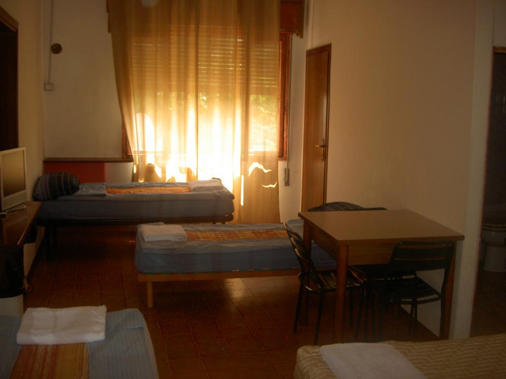 Casa Ale Bed & Breakfast Marghera Exterior foto