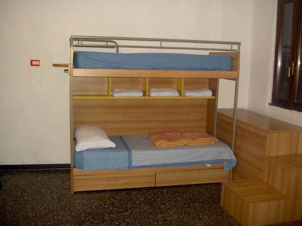 Casa Ale Bed & Breakfast Marghera Exterior foto